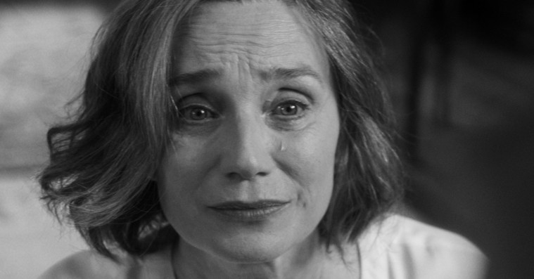 ’The Party’: Sprødt, skarpt og energisk kammerspil i realtid