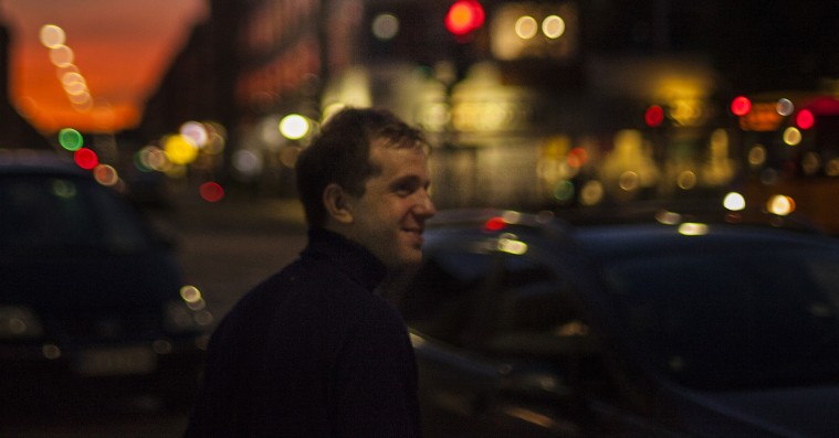 Premiere: The New Spring ser spøgelser i videoen til ‘Gershwin Wakes Up Singing’