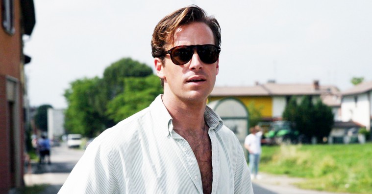 Armie Hammer deler sit mugshot fra 2011, og han ser som altid skidegodt ud