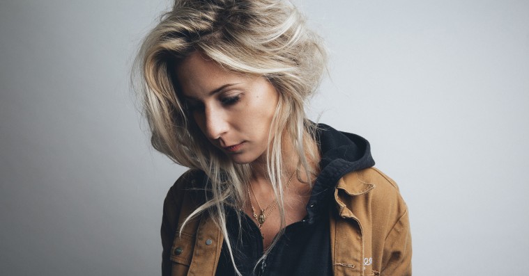 Bullys autentiske ‘Losing’ svælger i følelsernes vold