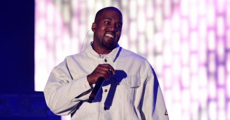 Kanye West crasher Kid Cudi-optræden i L.A. – se dem spille ‘Father Stretch My Hands Pt. 1’