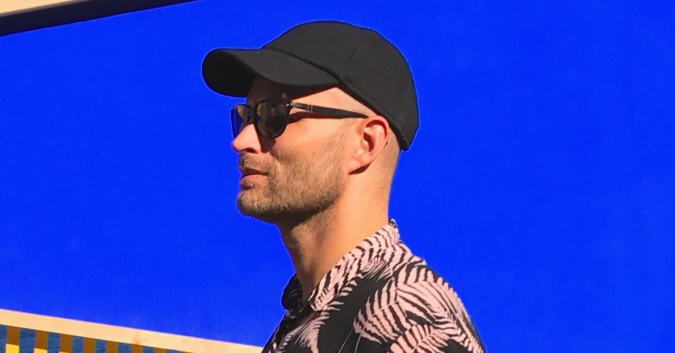 Tomas Barfods sitrende synth-netværk overstråler enhver vokalpræstation