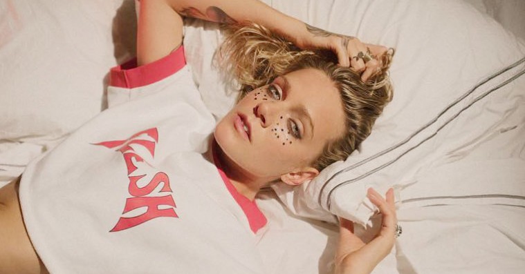 Tove Los feministiske dancefloor-agenda drukner i flade poptrends