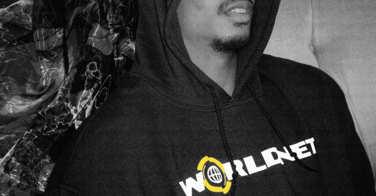 Frank Ocean sætter spøjs hoodie til salg – kun i dag