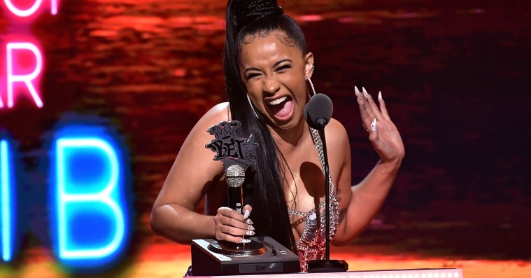 Cardi B erobrede 2017 ved ikke at give en fuck