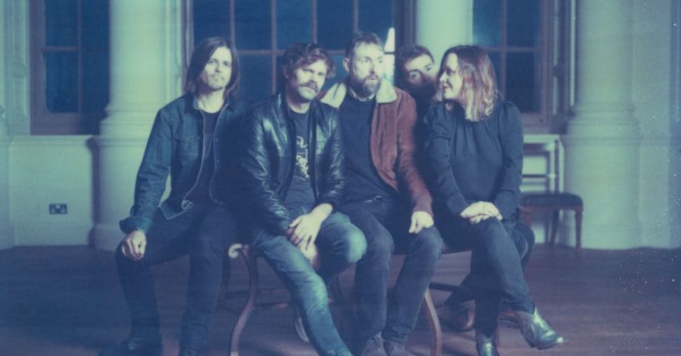 Shoegaze-legenderne Slowdive kommer til Danmark