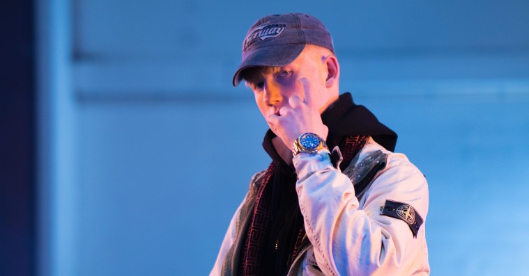 Standard Exclusive: Hør Baby Bino-bangeren ‘Bræt’