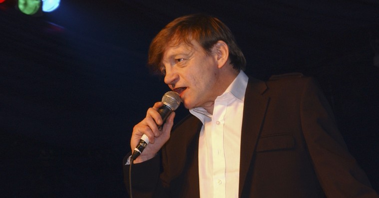 Postpunkpioneren Mark E. Smith fra The Fall er død – han blev 60 år