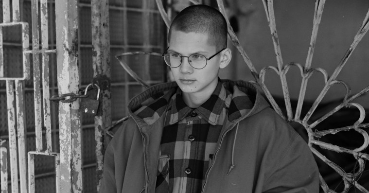 Gosha Rubchinskiys skatemærke laver stærkt Carhartt WIP-samarbejde – til salg i Danmark i næste uge