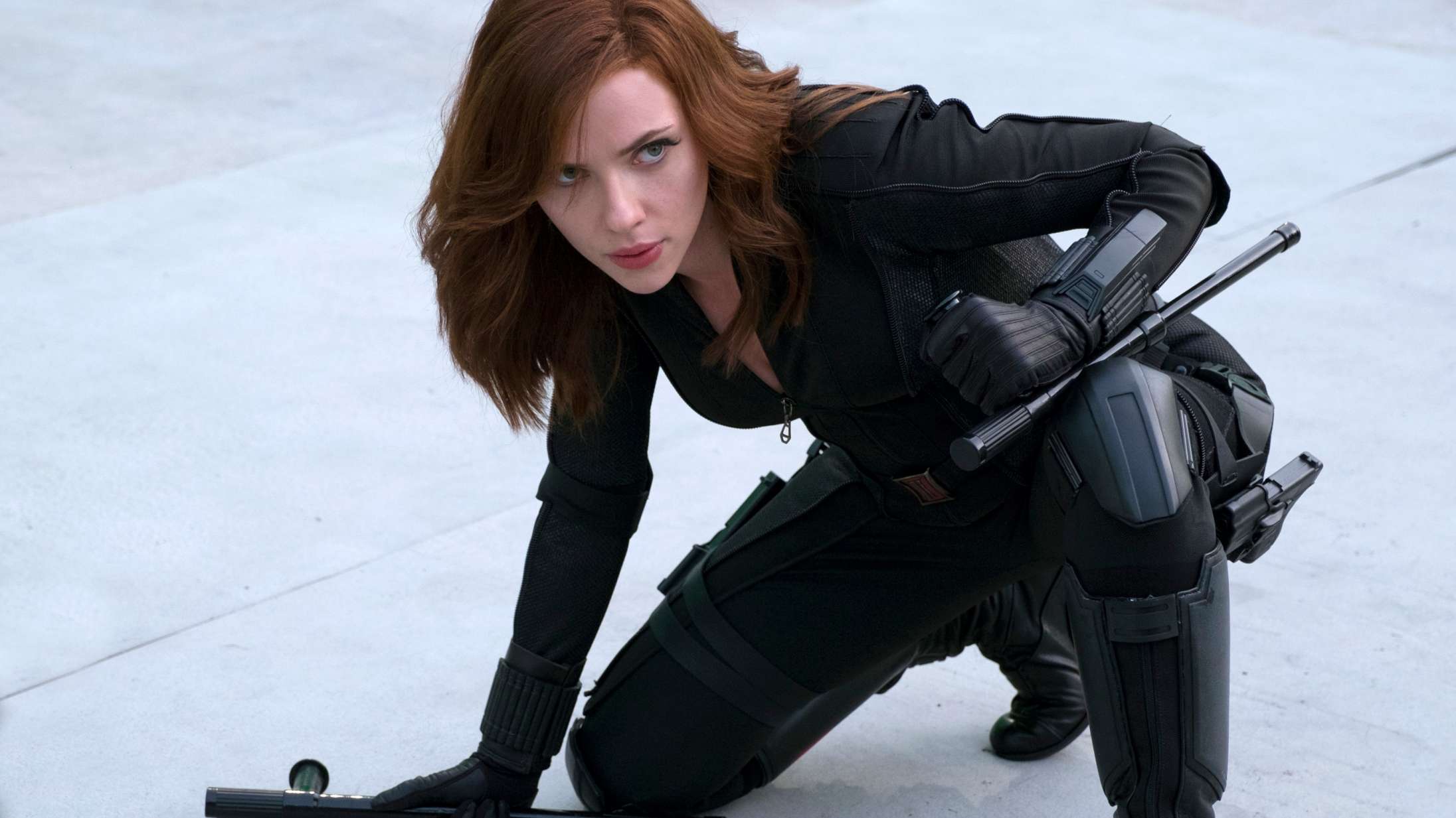 Florence Pugh tager over for Scarlett Johansson som Black Widow