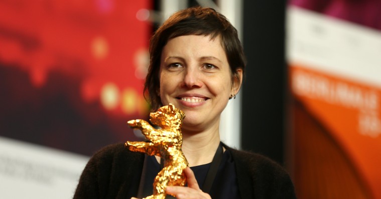 Rumænsk film om seksualitet vinder overraskende Guldbjørnen i Berlin
