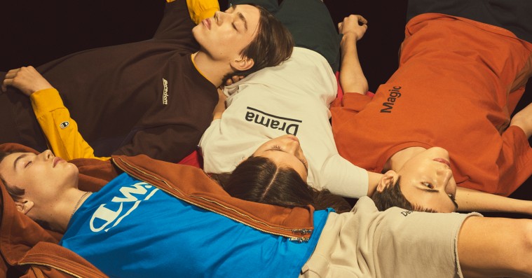 Wood Wood løfter sløret for nyt Champion-samarbejde