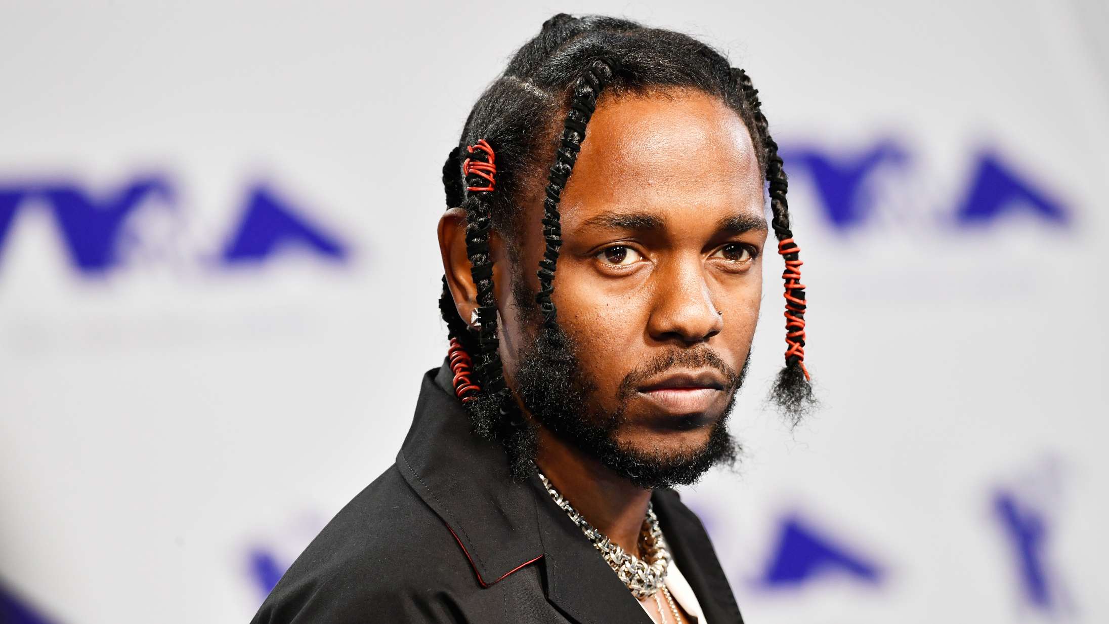 Kendrick Lamar viser sin familie frem på album-coverart
