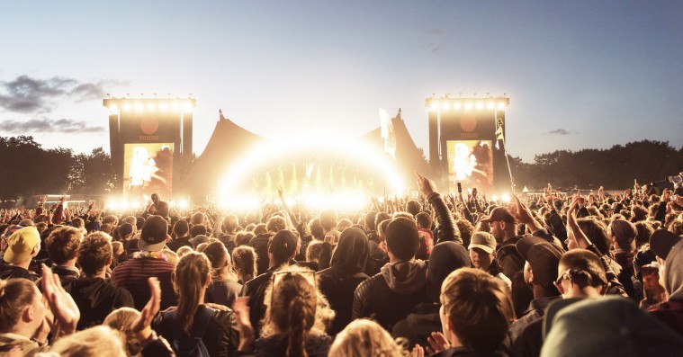 Roskilde Festival afslører 12 nye navne – bl.a. Sigrid og Smerz