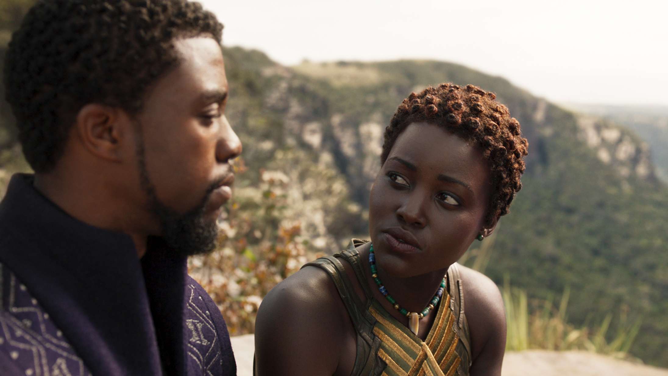 ‘Black Panther’: Hypet Marvel-film er gammel vin på nye flasker