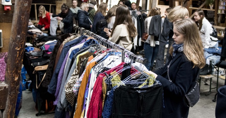 En klimaafgift på tøj betyder ikke nødvendigvis en skævvridning af samfundet