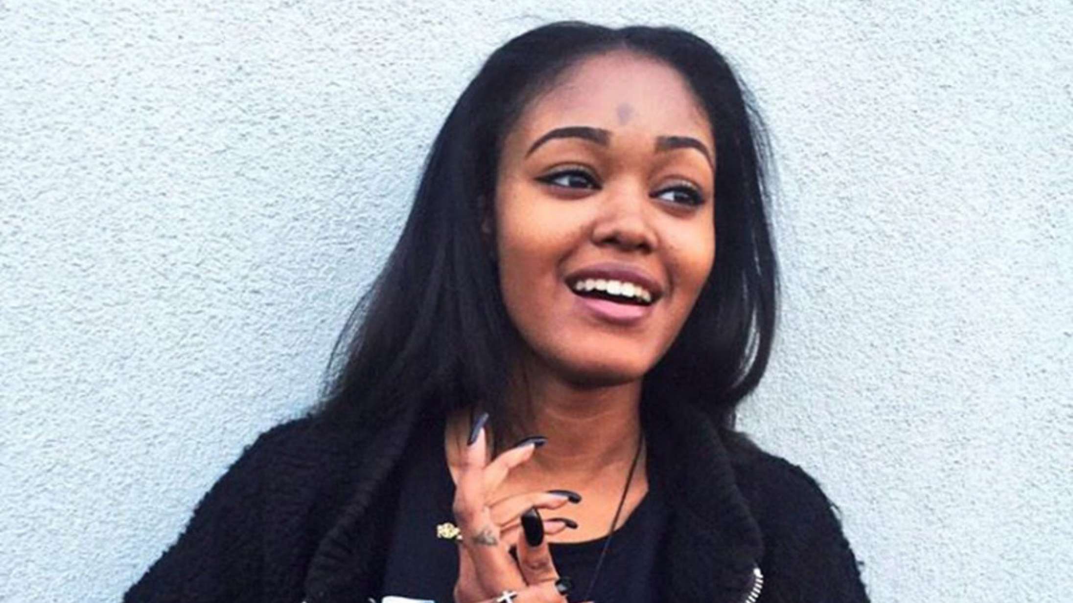 Chynna trak stort set ikke vejret i sin under 30 minutter korte optræden på Stengade