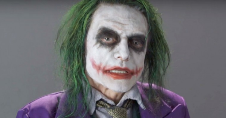 »Let’s put a spejl on that face«: Se Tommy Wiseaus rædselsvækkende audition som Jokeren