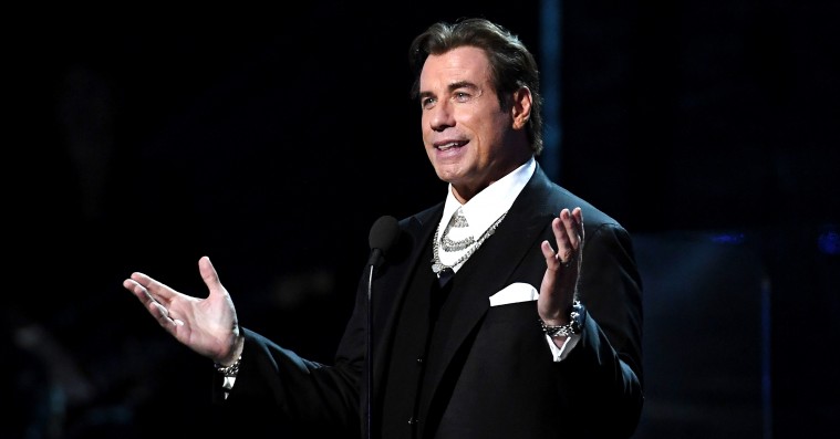 John Travolta er fuldkommen ugenkendelig som creepy stalker i Limp Bizkit-frontmands nye film