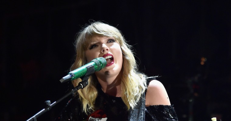 Hør Taylor Swifts country-cover af Earth Wind & Fires disco-klassiker ‘September’