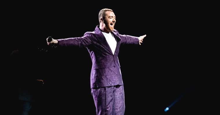 Storsmilende Sam Smith leverede hjertevarm popmelankoli i Royal Arena