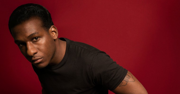 Leon Bridges giver koncert i København – r’n’b-håbet Amber Mark er support