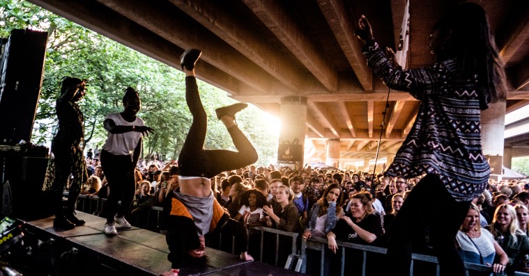 Se årets lineup til Bas Under Buen i Aarhus og København – bl.a. Lucy Love og FlexLikeKev