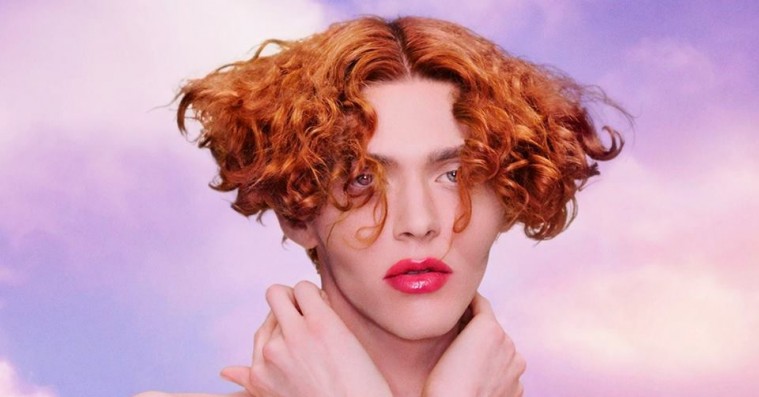 Sophies popmusik er både smuk og voldsom