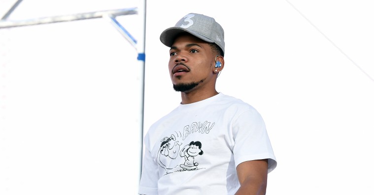 Chance the Rapper slipper fire nye sange – køber nyhedsmediet Chicagoist »to run you racist bitches outta business«