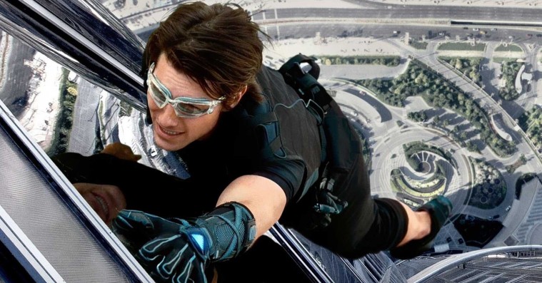 Nærdødsoplevelse og svimlende base climbing: Tom Cruises vildeste ‘Mission: Impossible’-stunts – rangeret
