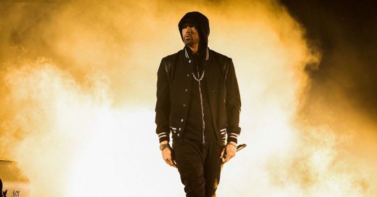 Eminem rapper om George Floyd og corona på ny sang med Kid Cudi