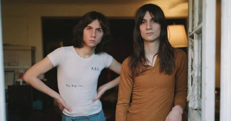 The Lemon Twigs’ andet album er en langt ude rockopera om en chimpanseunge