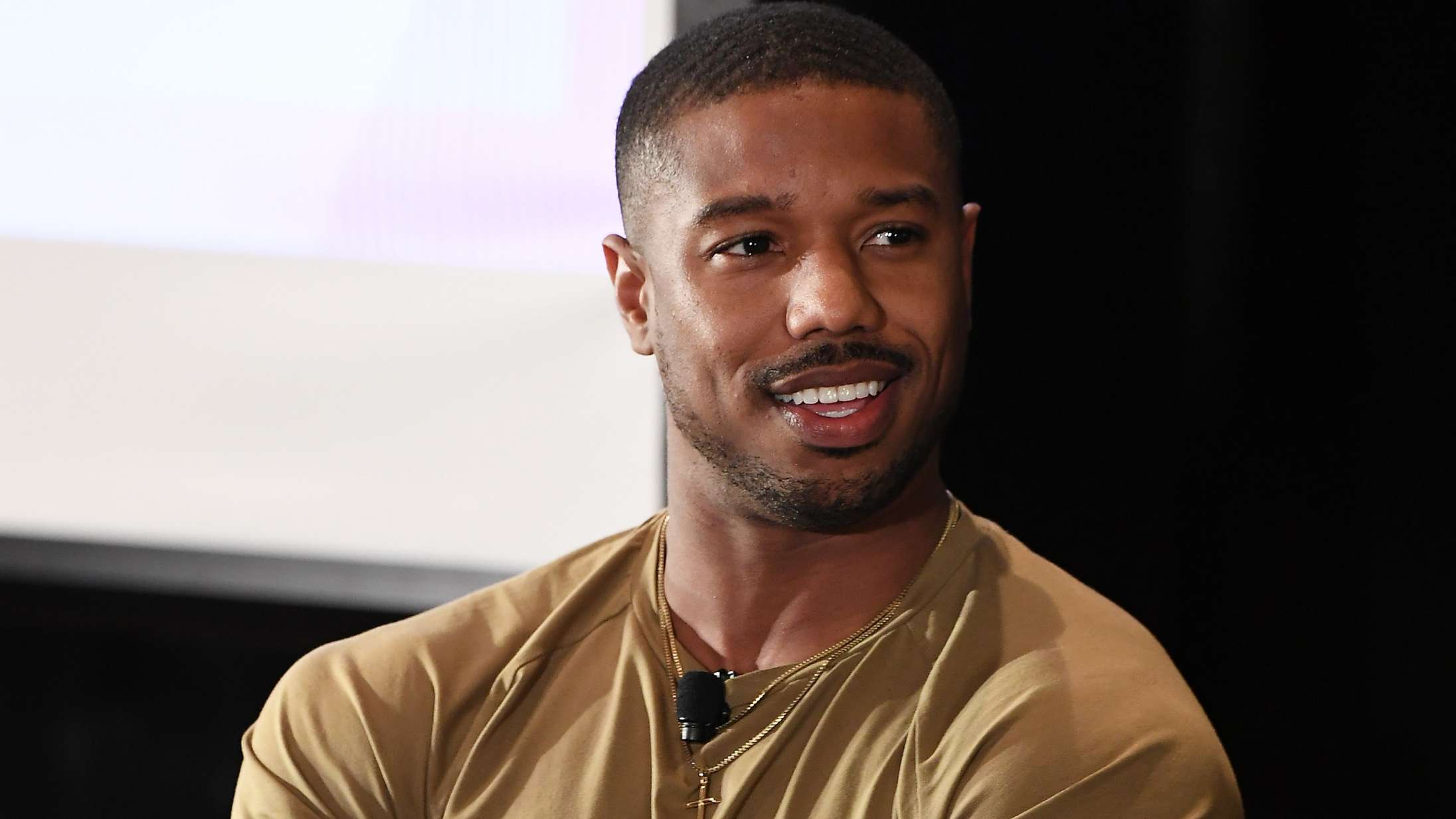 Michael B. Jordan afviser rygter om, at han skal spille Superman i ny DC-film