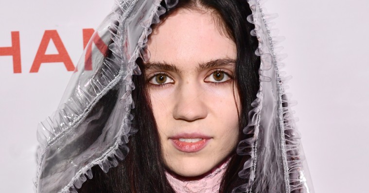 Hør Grimes’ temasang til Netflix-animationsserien ‘Hilda’