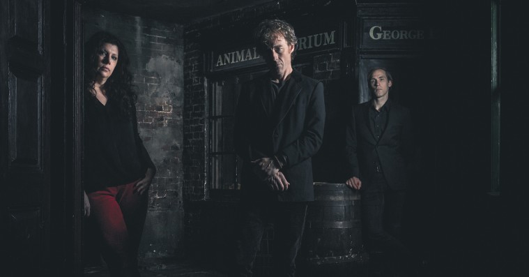 Slowcore-pionererne Low er slet ikke til at kende efter radikal transformation