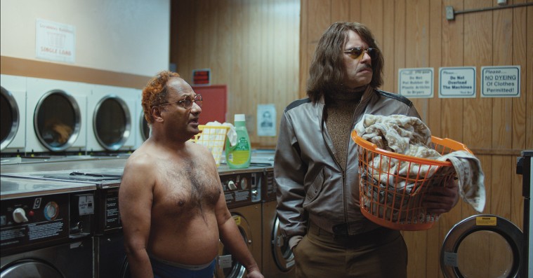 ’An Evening with Beverly Luff Linn’: Toilethumor, smelteost og Aubrey Plaza