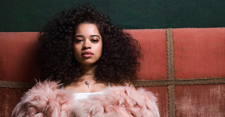R’n’b-talentet Ella Mai giver koncert i København