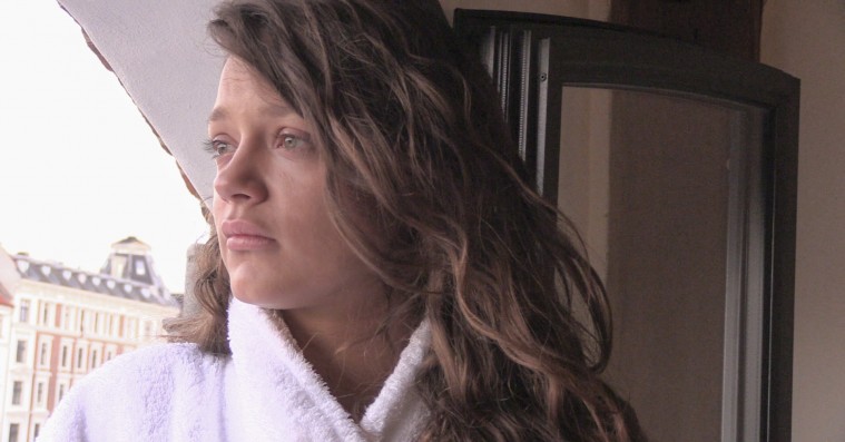 ’Gina Jaqueline – midt i en drøm’: Film om eks-sugardateren fanger et uendeligt akavet øjeblik