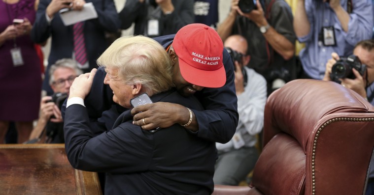 Se Kanye Wests monolog i Det Hvide Hus – om alt fra bipolaritet til Apple-flyvere