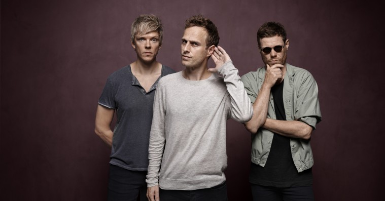 Folkeklubbens sangskrivning når nye højder på det eksistentielle ‘Sort tulipan’