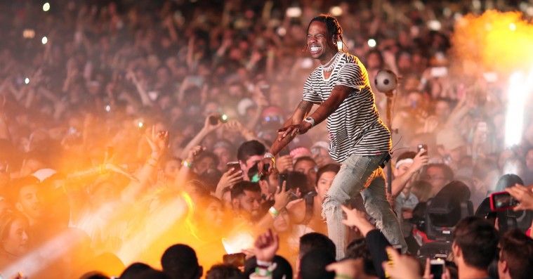 Travis Scotts Netflix-dokumentar ’Look Mom I Can Fly’ viser, hvorfor han er moshpit-generationens messias