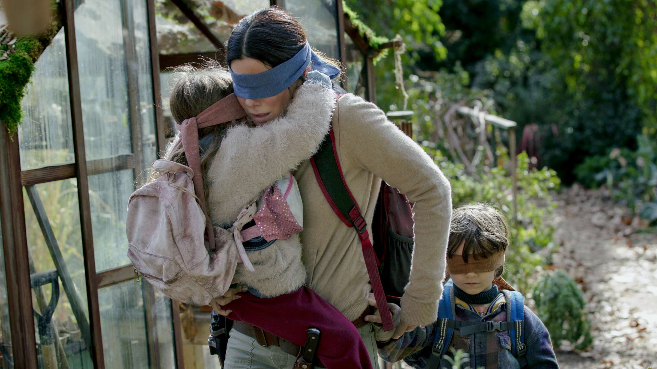 ’Bird Box’: Hvad vil Susanne Biers Netflix-monster egentlig?