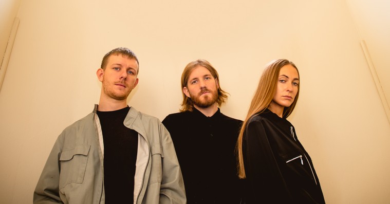 Chinahs nye album knuser deres polerede popskal: »Der må gerne være nogen, der hader det«