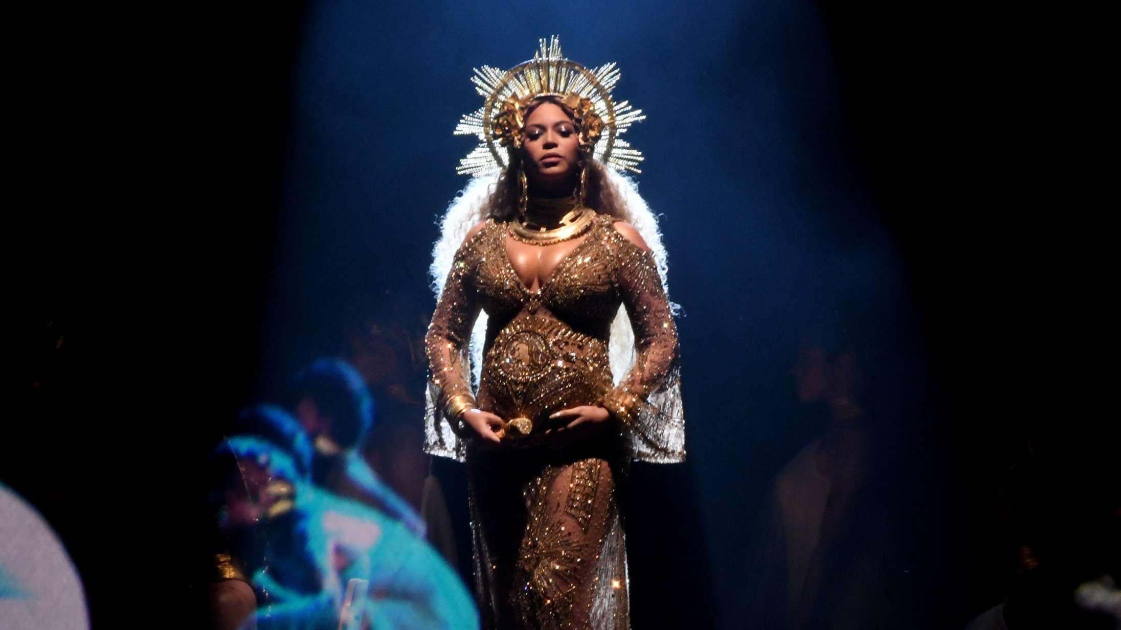 Fuld smæk på indisk bryllup, Beyoncé som musikalsk indslag – se video