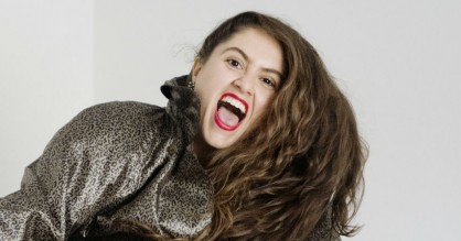 Hør rapperen Nikolines debut-ep ‘Svesken på disken’ / Nyhed