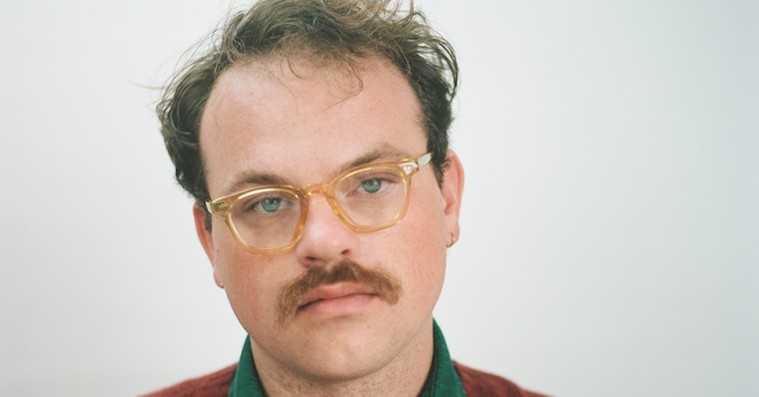 Udstyret med lsd og sorg har Stephen Steinbrink præsteret sit bedste album til dato