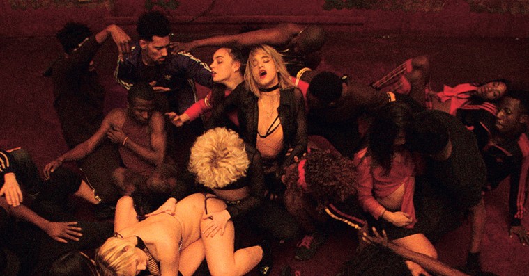 ’Climax’: Gaspar Noés filmorgie er et djævelsk hedonistisk LSD-trip