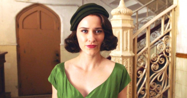 ’The Marvelous Mrs. Maisel’ sæson 2: Emmy-vindende serie er smuk, sjov og intelligent