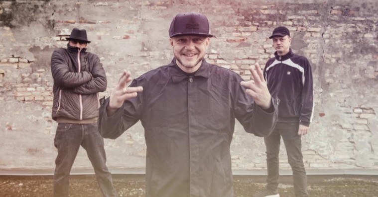 Bikstok udgiver ny single og annoncerer turné – hør ’Gondolagoz’