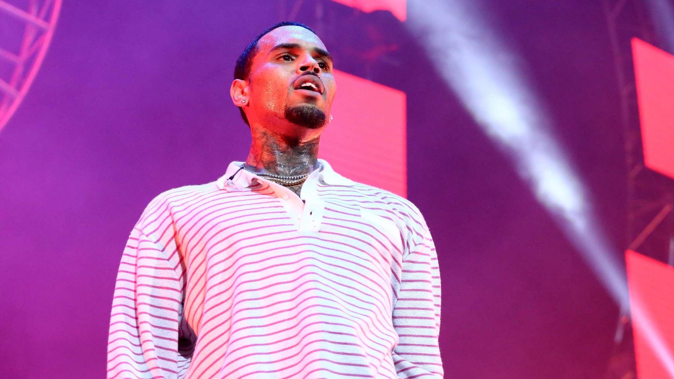 Chris Brown anholdt i Paris – anklaget for voldtægt